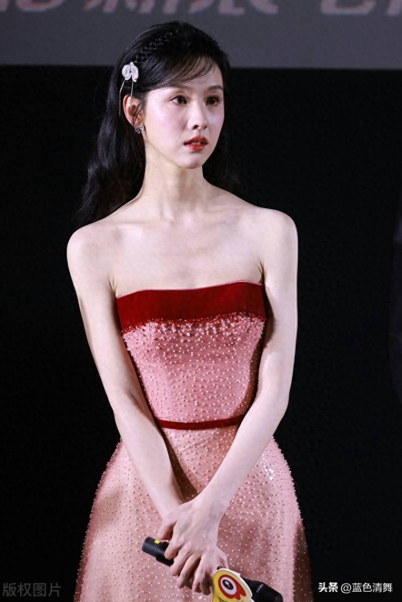 陈都灵